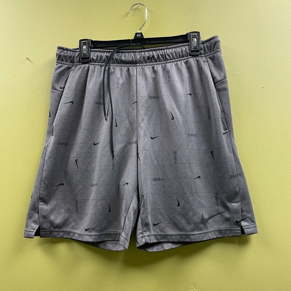 Nike Shorts Nike Swoosh All Over Mens Size L Dri Fit Athletic